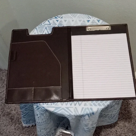 Brown Faux Leather Binder - Picture 5 of 8